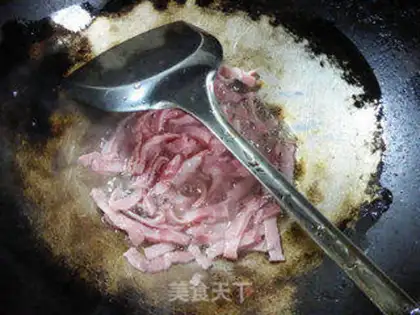Make Spicy bacon sprouts step 3
