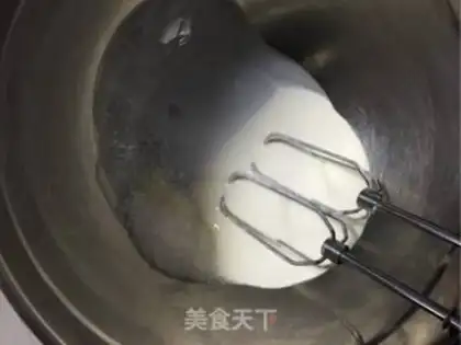 Make Strawberry mango mousse step 24