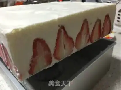 Make Strawberry mango mousse step 27