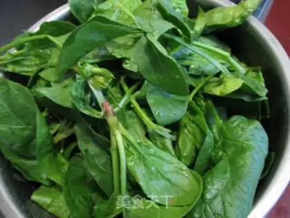 Make The shrimp spinach tower step 4