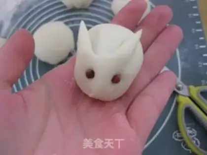 Make White rabbit bean bag step 8
