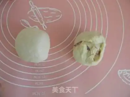 Make Onion pretzels step 5