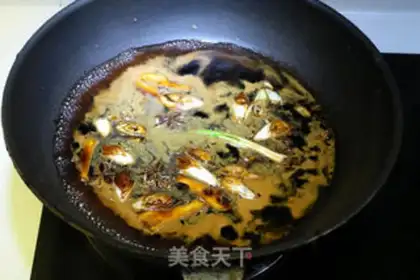 Make A yellow fish step 3