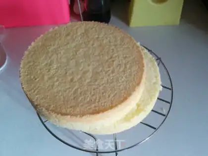 Make Cake of clubs step 16