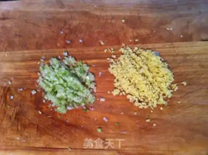 Make Shrimp tofuballs step 0