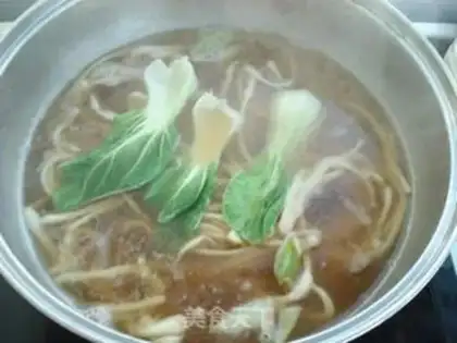 Make Fast beef noodles step 5