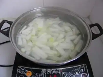 Make Porkball soup step 5