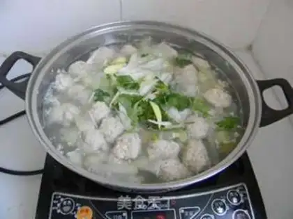 Make Porkball soup step 8