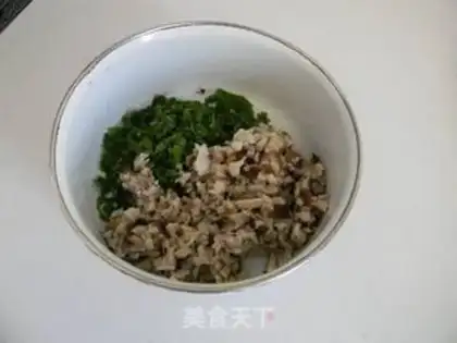 Make A mushroom egg bun step 2