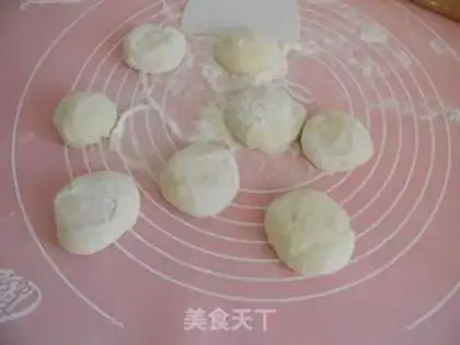 Make A mushroom egg bun step 7
