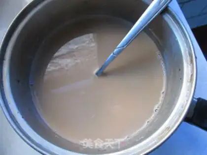 Make Red sugar and egg cream pudding step 2