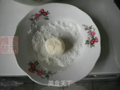 Make Gold coconut ball step 5