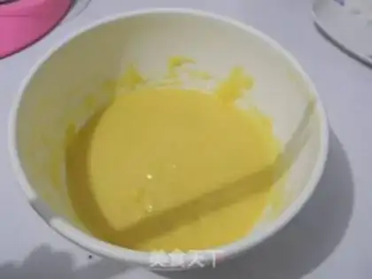 Make walnut-poo-cake roll step 1