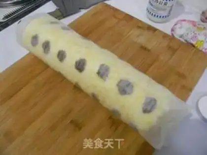Make walnut-poo-cake roll step 11