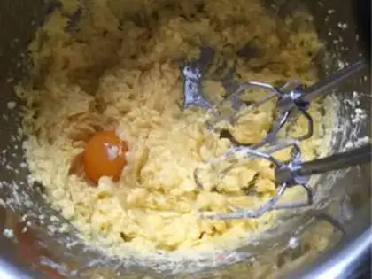 Make Hawaiian orange cookies step 3
