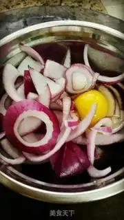 Make Golden onions step 1