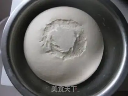 Make Black sesame mascara step 0