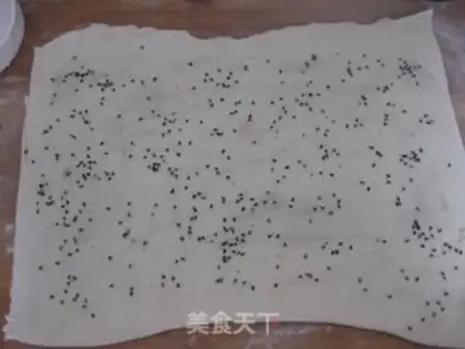 Make Black sesame mascara step 5