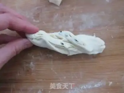 Make Black sesame mascara step 9