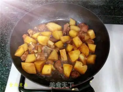 Make Plum chops, potatoes step 10