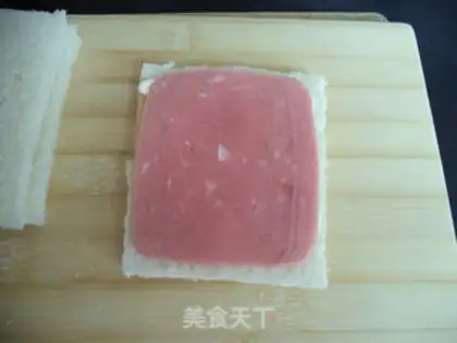 Make Ham tomato egg sandwich step 10