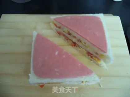 Make Ham tomato egg sandwich step 13