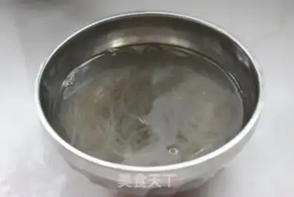 Make Beef oatmeal bun step 1