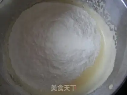 Make Homemade walnut cake step 3