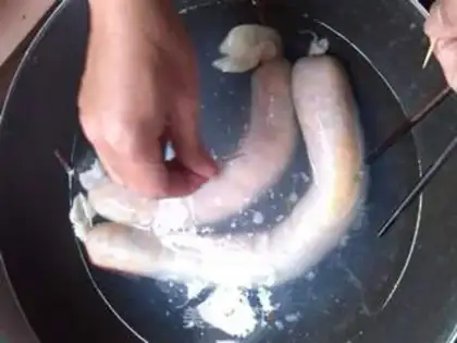 Make Egg rolls step 7