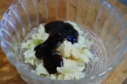 Make Garlic fan sap step 3