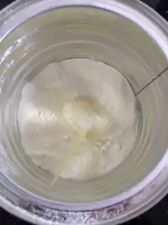 Make Black and white powdered milk step 0