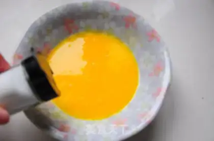 Make Five eggs step 5