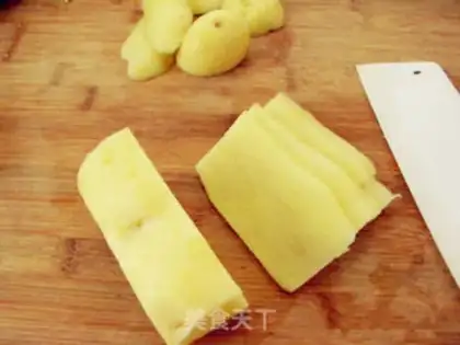 Make Spicy potatoes step 3