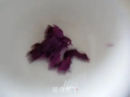 Make raisin cake step 1