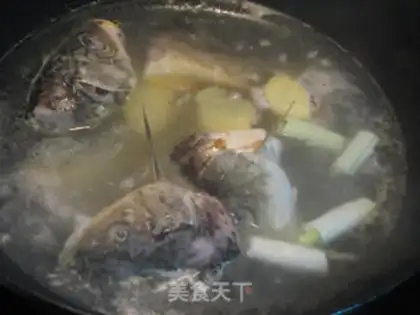 Make Fish-head tofu soup step 5