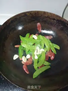 Make Weenie fried Dutch beans step 3