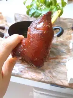 Make Secret pig hoof step 12