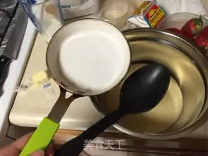 Make Strawberry Band step 6