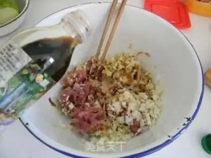 Make Radish pork steam step 1