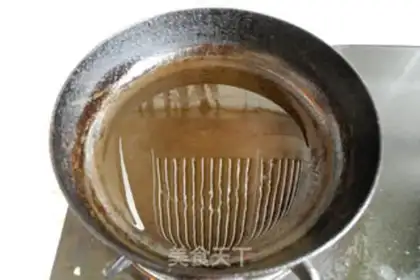 Make Fry peanuts step 1