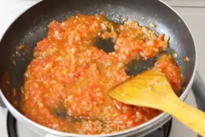 Make Triple cheese tuna pizza step 8