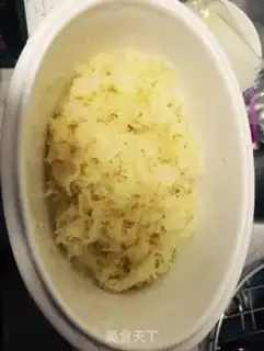 Make "Silver-treed silver-eared sugar." step 2