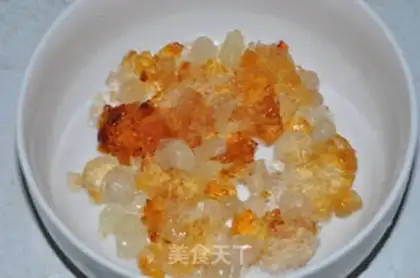 Make Peach glue, silver ear, snowline step 2