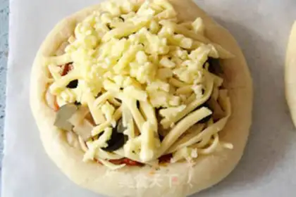 Make Triple cheese tuna pizza step 28