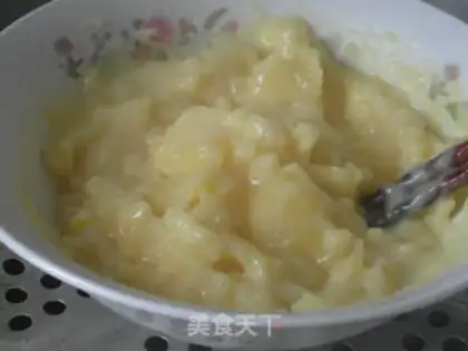 Make A yellow milk pie step 6