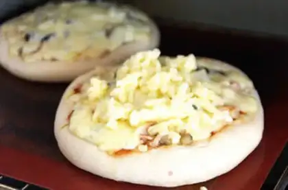 Make Triple cheese tuna pizza step 29