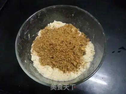 Make A walnut chocolate bar step 6