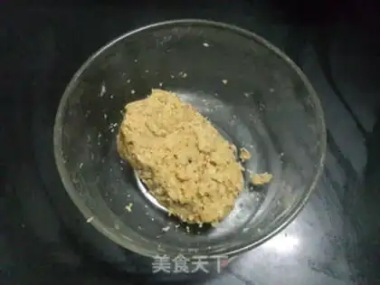 Make A walnut chocolate bar step 7