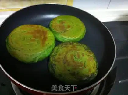 Make A spinach juice black sesame cake step 8