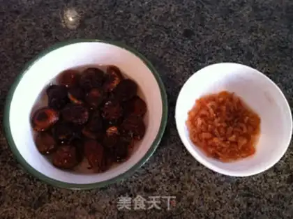 Make Spam of mushroom eggs and cabbage step 0